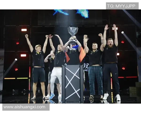 足球球星转战CSGO赛场挑战全新极限成为电竞新星的传奇之路